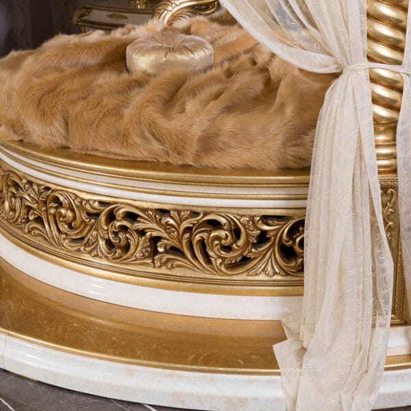 Baybars Opulent Round Canopy Gold Bedroom Set
