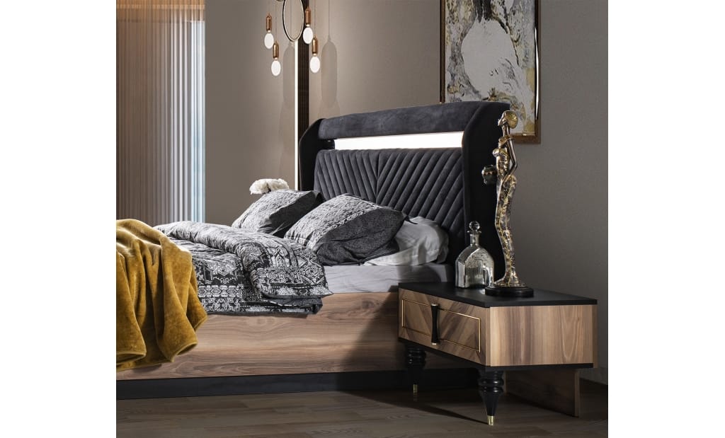 Vizyon Modern Wingback Black King Bed