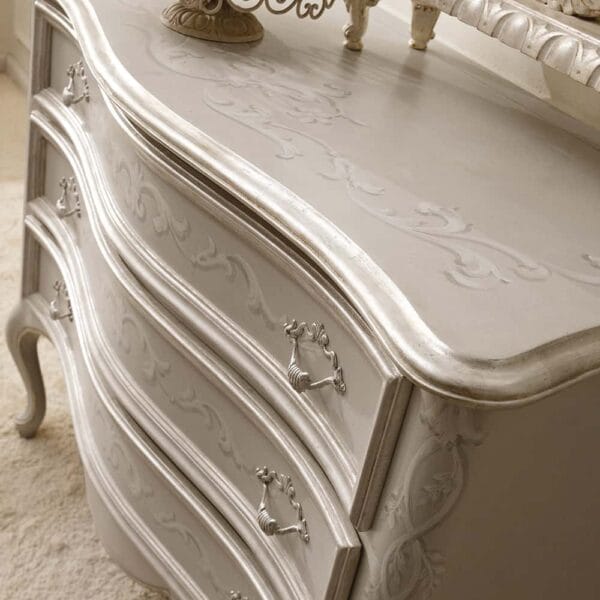 Versailles Opulent Baroque Tufted Bed 2