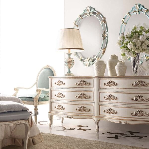 Regal Gold Grand Baroque Tufted